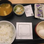 なか卯 - 料理写真:こだわり卵朝食ごはん小盛300円に納豆70円で370円(2026.5.1)