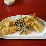 蕎仙坊 - 天ぷら。かりっと揚がっていて美味でした。