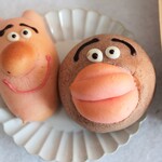 Bonny cafe & bakery - 