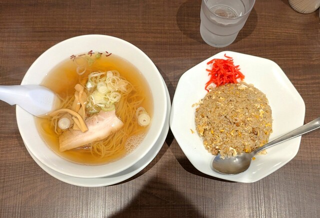 ラーチャン家 古町店 - 上所/ラーメン | 食べログ