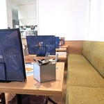 Harbor Bread Cafe - 店内の雰囲気