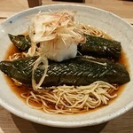手打そば風來蕎 - 揚げなすとおろしのぶっかけそば。蕎麦湯に入れる為の注ぎ口が付いてて感動。