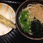 こがね製麺所 - かけ小＋竹輪