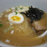 らーめんサッポロ 赤星 - 醤油ラーメン