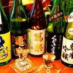 h Fish on Dish Rolly - 飲み放題の日本酒も日替わりで約15種類