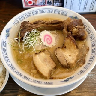 ラーメン食堂 寅 - 料理写真:超肉盛り こってり