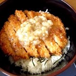 塩別つるつる温泉 - ねぎ塩カツ丼