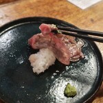 猿乃拳 - 炙り肉寿司