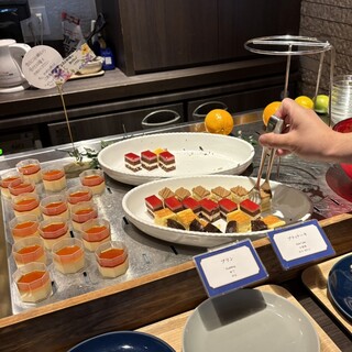 リーガプレイス肥後橋 カフェテラス_1