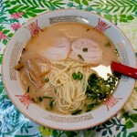 大阪屋 - 料理写真:ラーメン