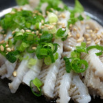 真っ白な生センマイです