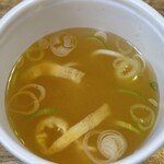 ペコペコ亭 - 味噌汁