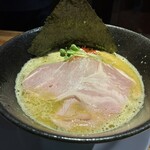 麺屋 貝夢 - 料理写真: