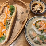 ダラットマリムラ - 料理写真:バインミーも生春巻きも美味しい！