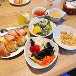 フォルクス - 