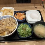 吉野家 - 料理写真:ネギ玉牛丼 ネギダク キムチセット