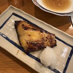 刺身と日本酒 波に千鳥 - 