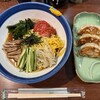 しお貫 - 冷やし中華（正油ダレ）に餃子３個