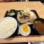 鮪小屋本店 - 鮪唐揚げ定食