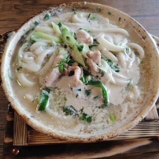 もつ煮込みうどん専門店劔_0