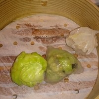 カントニーズ 燕 - 季節の蒸し餃子三種