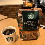 スターバックスコーヒー - ドリンク写真:アイス珈琲&パイクプレイスロースト