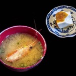 和が家 - 海鮮丼定食(味噌汁・豆腐)