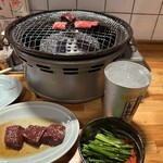 焼肉ホルモン酒場 たかちゃん - マイペースでチビチビと