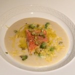 フォリオリーナ・デッラ・ポルタ・フォルトゥーナ - 2015/4 ズッパ：イタリア産ブロッコリ、ヒメジ、ペコリーノ