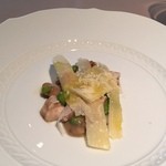 フォリオリーナ・デッラ・ポルタ・フォルトゥーナ - 2015/4 ロンバルディアの仔兎、イタリア産グリンピース、36ヶ月熟成パルジャミーノ