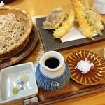 石臼自家挽き蕎麦　かめや - 料理写真: