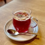 ロクシタンカフェ - 混ぜても、あまり色の変化が見られない…( Ꙭ ).ᐟ.ᐟ
