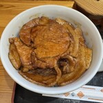 ぶた丼のとん田