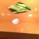 天寿し - ザッ胡瓜と思いきや良い案配で箸休めになります。