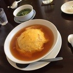 中国料理 伊部 - かに玉ごはん  けっこう食べでがあります