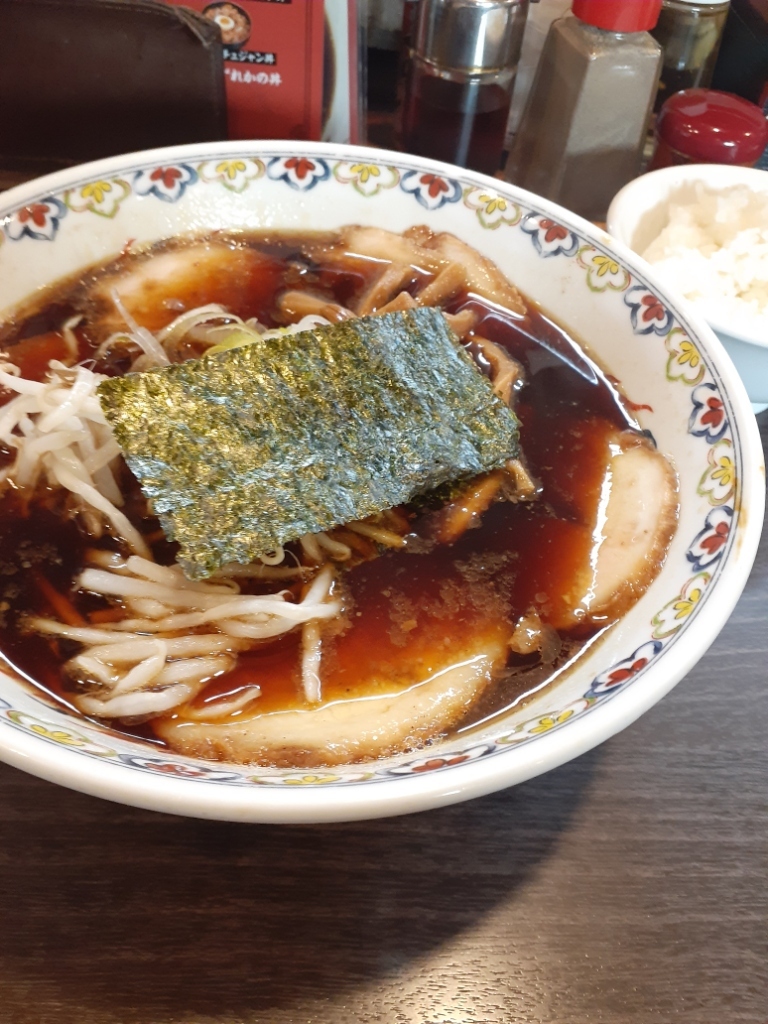 松 虎 亭