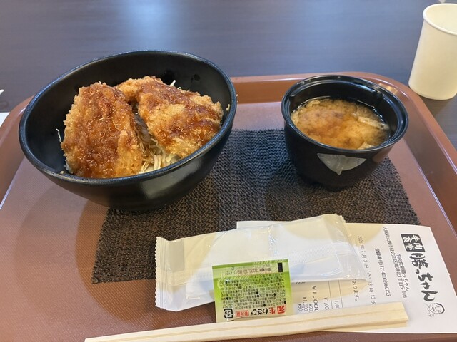 牛肉食堂 勝っちゃん - 中ふ頭/食堂 | 食べログ