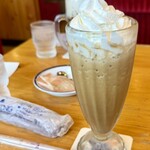 コメダ珈琲店 - ドリンク写真:コーヒーフラッペ