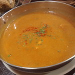 ナンタラ - 玉ねぎベースのチキンカレー