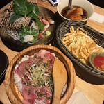 府中邸 - 