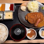 牛かつもと村 - 