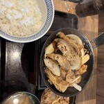 吉野家 - 