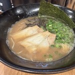 博多らーめん 一真 - ラーメン