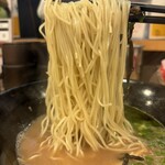 博多らーめん 一真 - 麺リフト