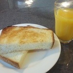 レストラン 桜木 - おかわりした「トースト&オレンジジュース」