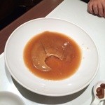 神田 雲林 - 大フカヒレ(毛鹿鯊)尾の姿煮込み