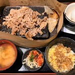 感動の肉と米 - 料理写真: