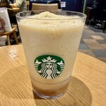 スターバックス・コーヒー - ドリンク写真:Tallバナナアフォガードフラペチーノグラス