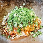 GORO - うどん肉玉餅入りネギトッピング