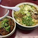 手打らーめん 勝龍 - 塩中華（大盛）、ダブル肉めしレッド